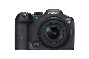 Canon EOS R7 Front L311
