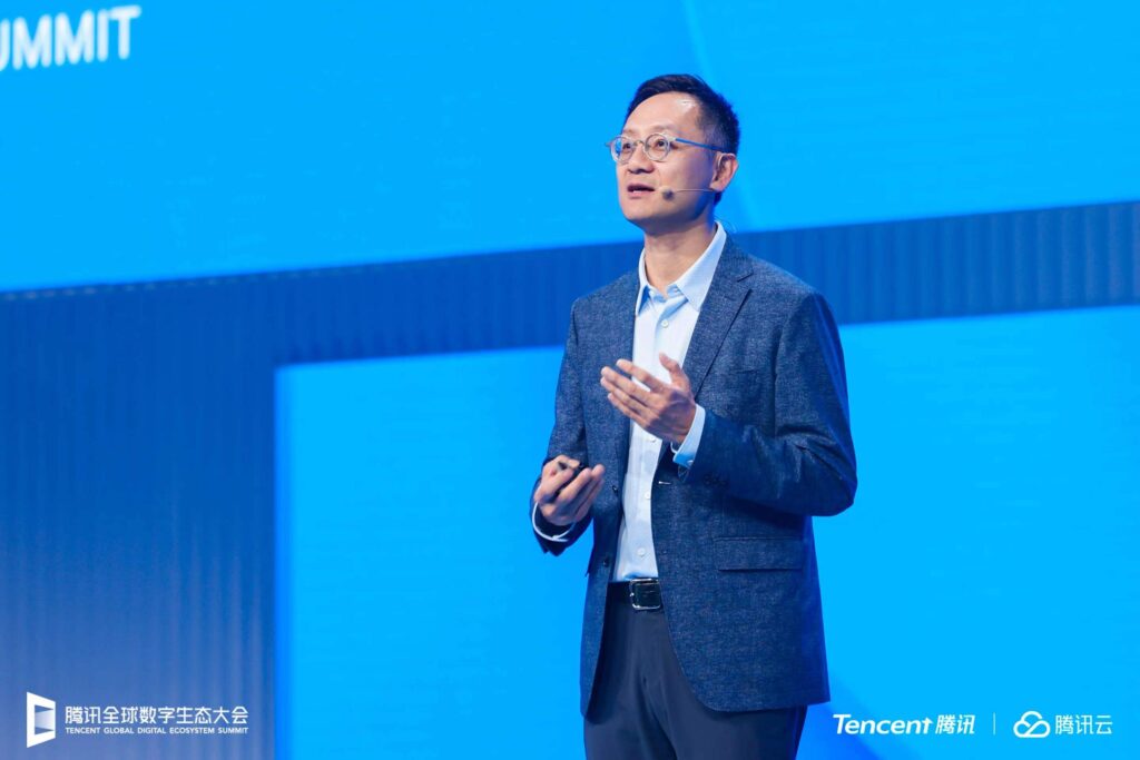 เทนเซ็นต์ เปิดตัวบริการใหม่ "AI Infra" 3 Tencent Senior Executive Vice President and CEO of Tencent Cloud and Smart Industries Group Dowson Tong