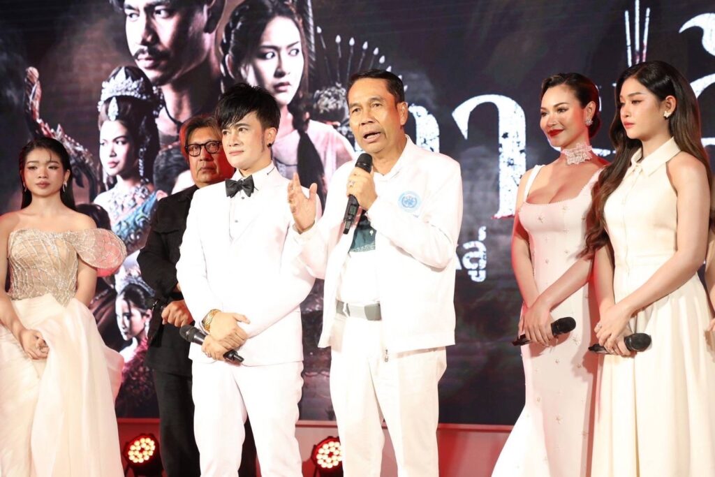 คุณสุทิน คลังแสง
